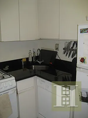 Rented by Halstead Real Estate | media 20