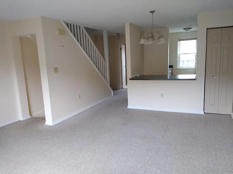 130 Woodhaven Dr — Photo 1