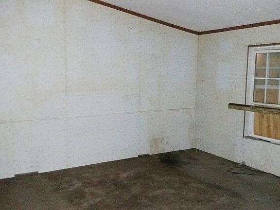 5th image of 511 Blount St