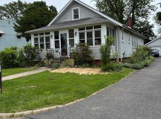 21 Alexander Ave, Freehold, NJ 07728