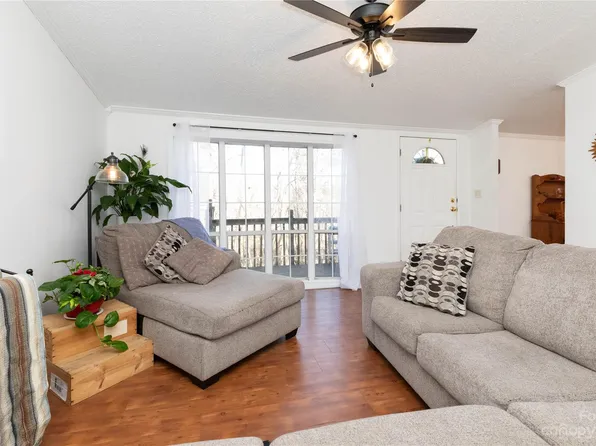 1329 Upper Brush Creek Rd, Fairview, NC 28730