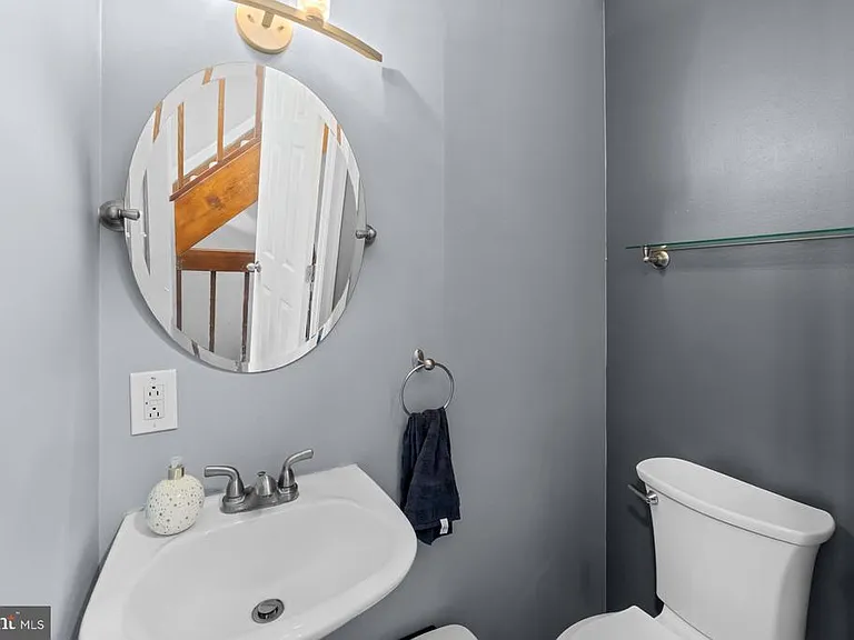 743 Saint Michaels Dr — Photo 11