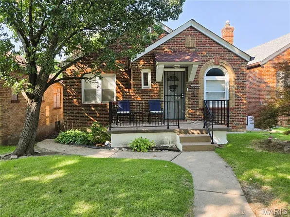 4895 Calvin Ave, Saint Louis, MO 63115