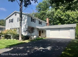 20 Longmeadow Ln, Mountain Top, PA 18707