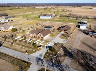 6880 Green Valley Cir, Aubrey, TX 76227