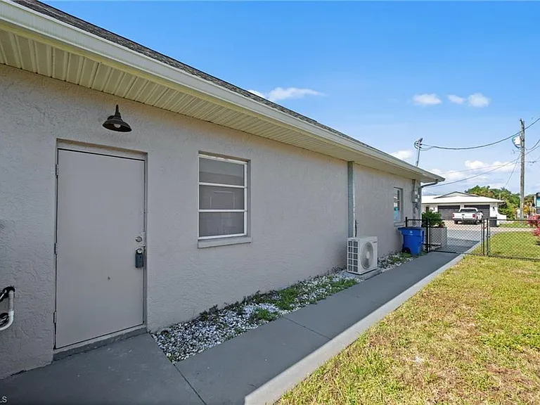7195 Reymoor Dr — Photo 6
