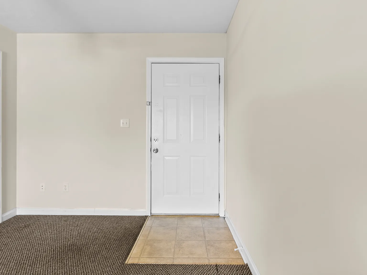 3 bed, $1,400 — Photo 4