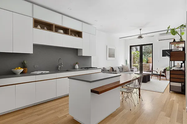 Sold by Compass | media 1