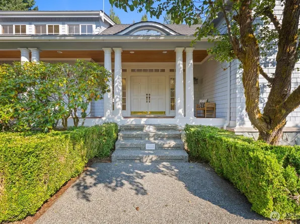 19510 223rd Avenue NE, Woodinville, WA 98077