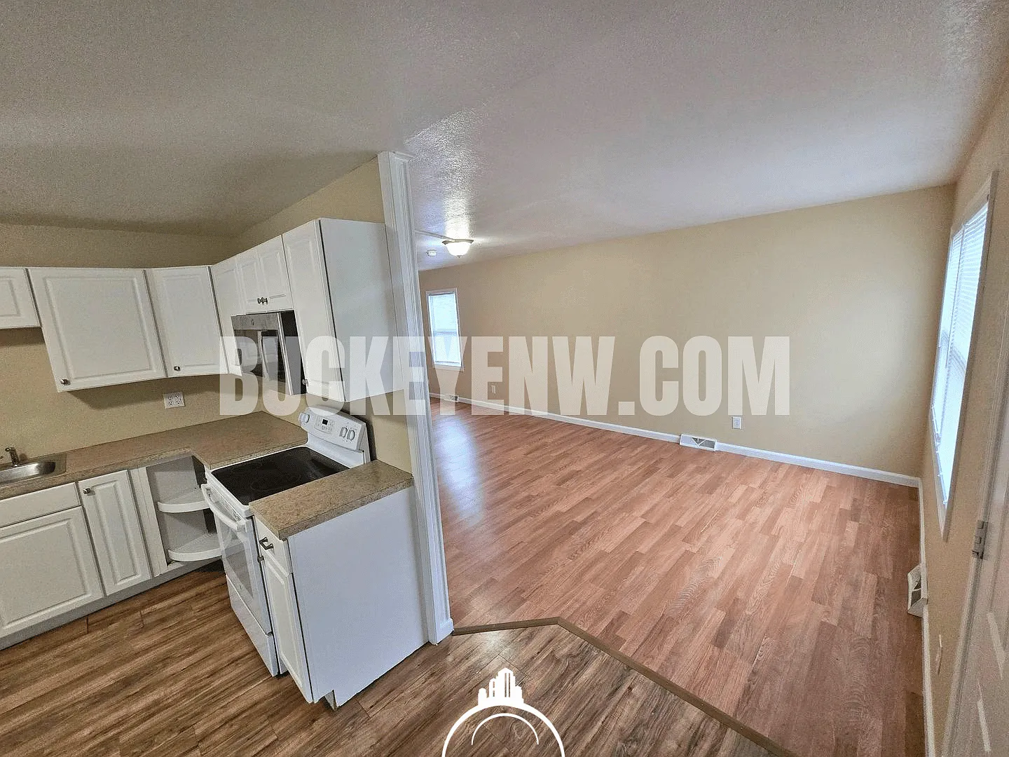3 Bedroom House — Photo 4