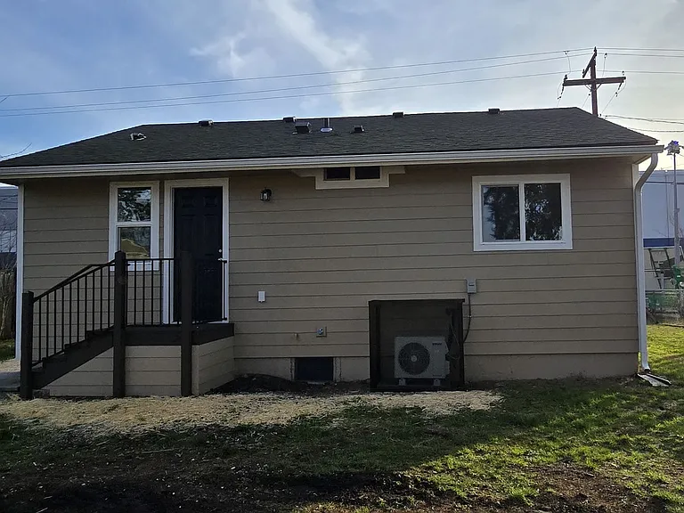 6805 150th St SW — Photo 4
