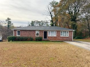 784 Sylvan Dr, Woodstock, GA 30066