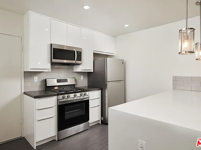 1157 Horn Ave #3 — Photo 15
