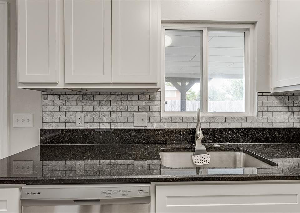 1st image of 2724 NW 48th St