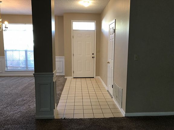 2nd image of 4516 Parkwood Ln