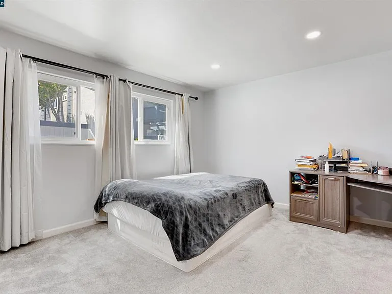 9085 Alcosta Blvd #409 — Photo 17