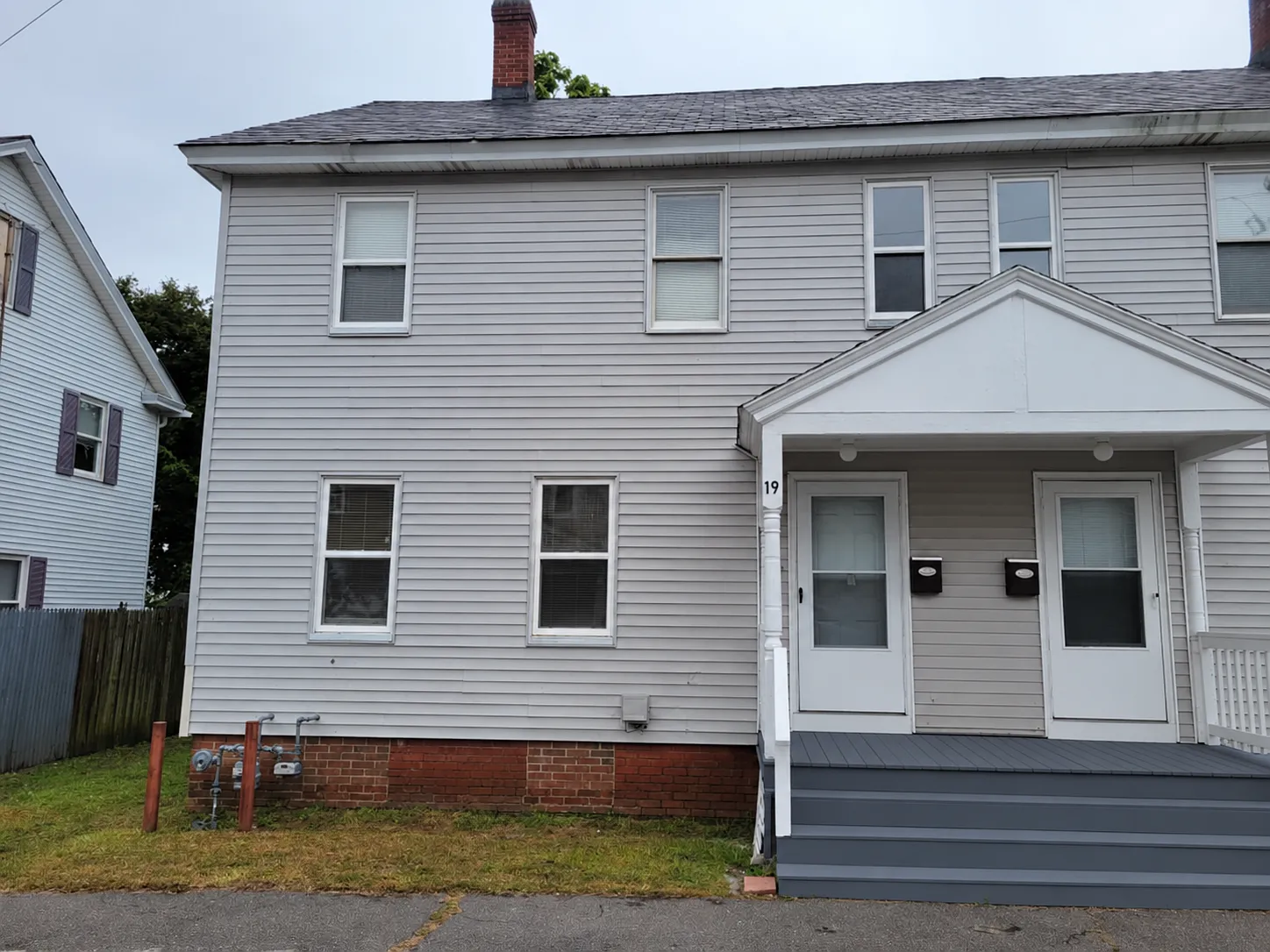 5 bed, $2,100 — Photo 3