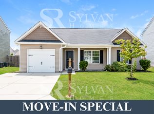 903 Dovefield Ln, Lexington, SC 29073