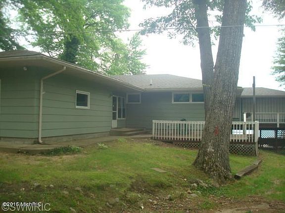 4th image of 31978 Huckleberry Ln