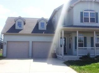 309 Buena Vista Dr, Arlington, WI 53911