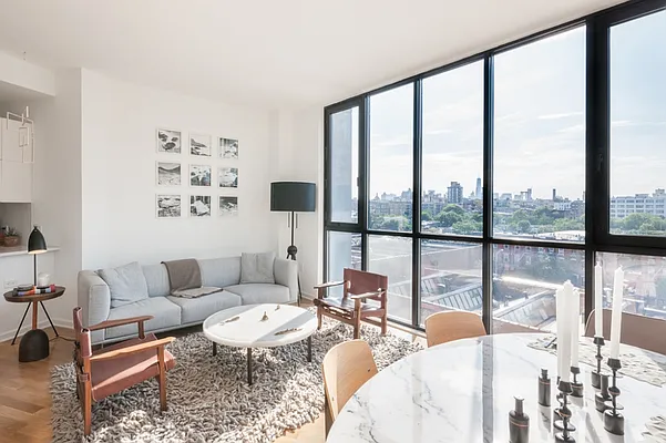 Rented by MNS | media 44