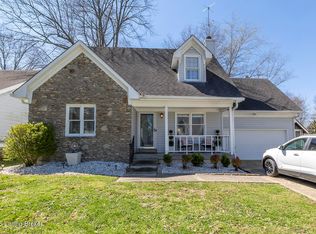 514 Vineleaf Dr, Lyndon, KY 40222