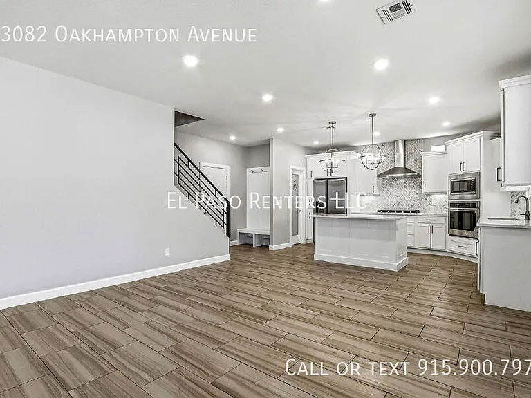 13082 Oakhampton Ave — Photo 11