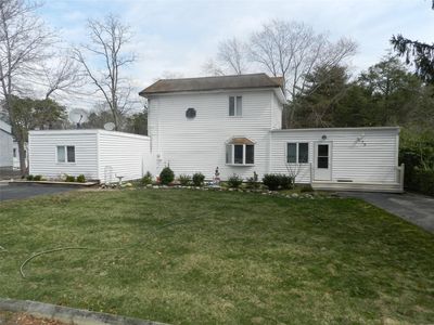 79 Pennsylvania Avenue, Medford, NY, 11763