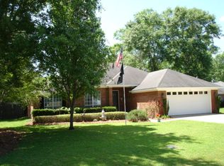 1100 Longleaf St, Foley, AL 36535