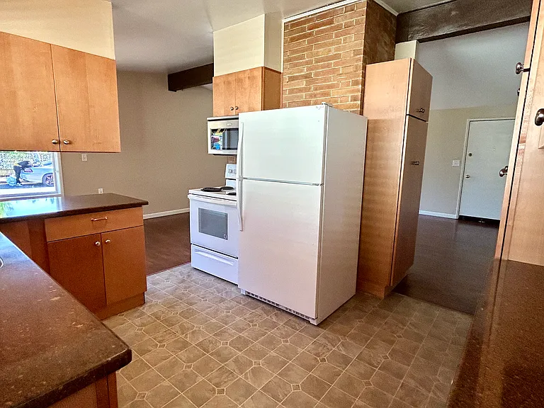 5710 S Norfolk St — Photo 6