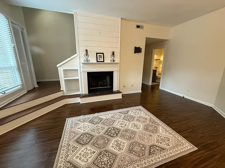 3032 Cahaba Cliffs Dr — Photo 2
