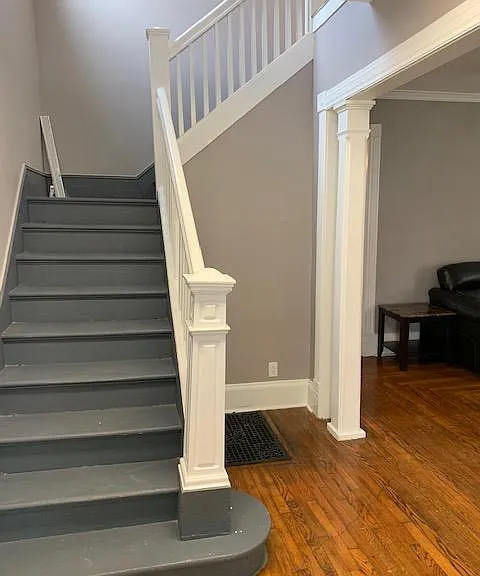 421 Westcott St — Photo 2