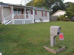 104 Mark St, Easley, SC 29640