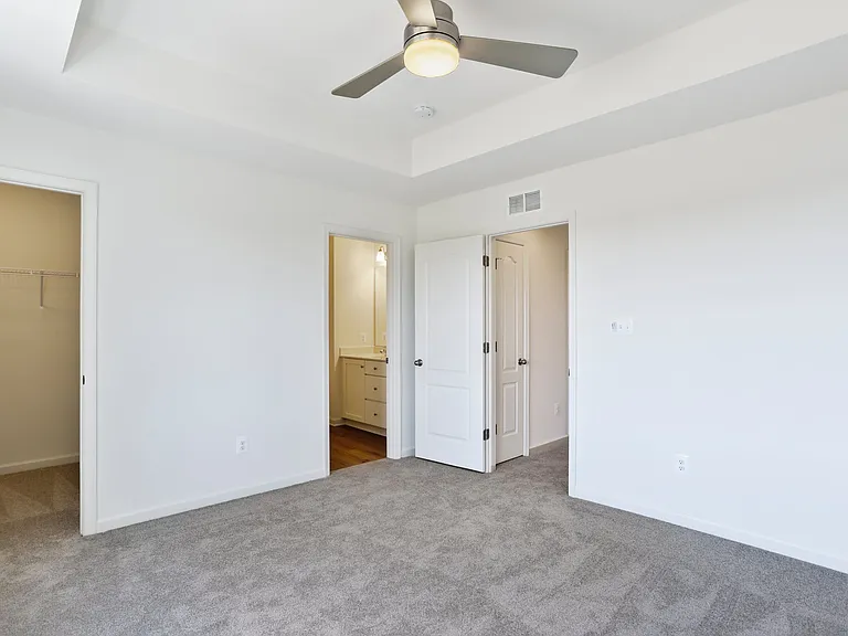 88 Mossdale Blvd — Photo 8