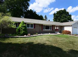 846 Thorntree Blvd, Jackson, MI 49203