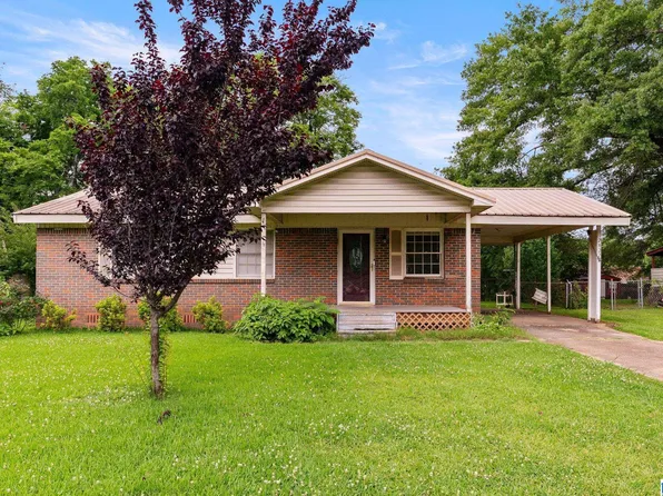 2822 Brooklane Dr, Bessemer, AL 35023