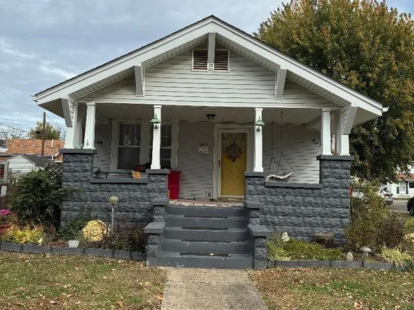 490 D St NE, Linton, IN 47441