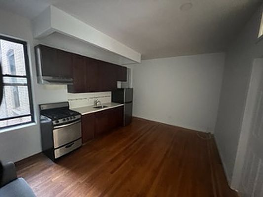 2nd image of 515 W 156th St APT 22