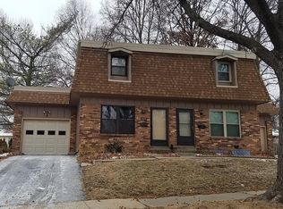 2419 Dordogne Dr, Maryland Heights, MO 63043