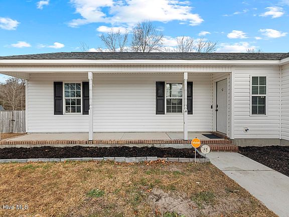 4th image of 177 Wheaton Drive