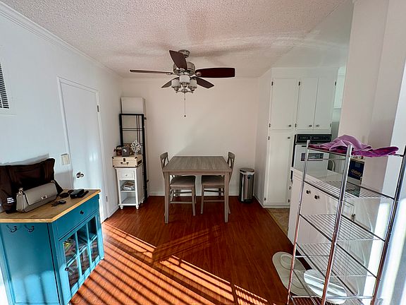 4th image of 11816 Mayfield Ave #203