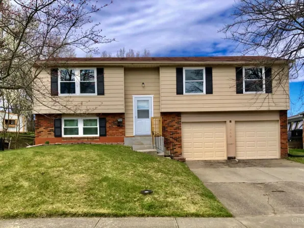 1560 Karahill Dr, Cincinnati, OH 45240