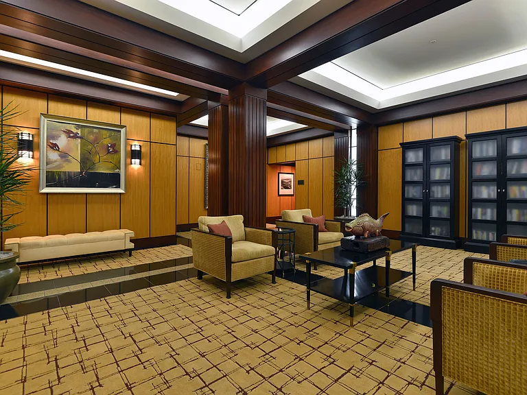 500 W Harbor Dr #1020 — Photo 38