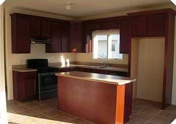 4th image of 1093 Rossville Ave