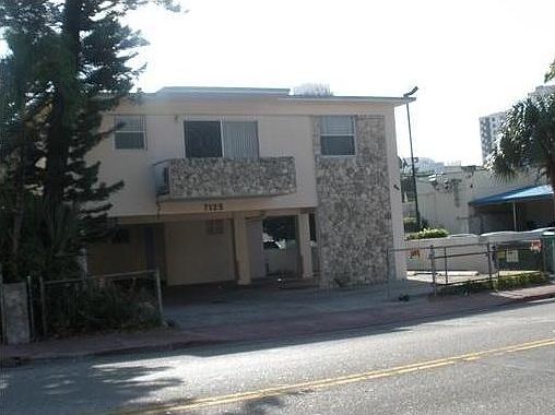 1st image of 7125 Dickens Ave APT 2