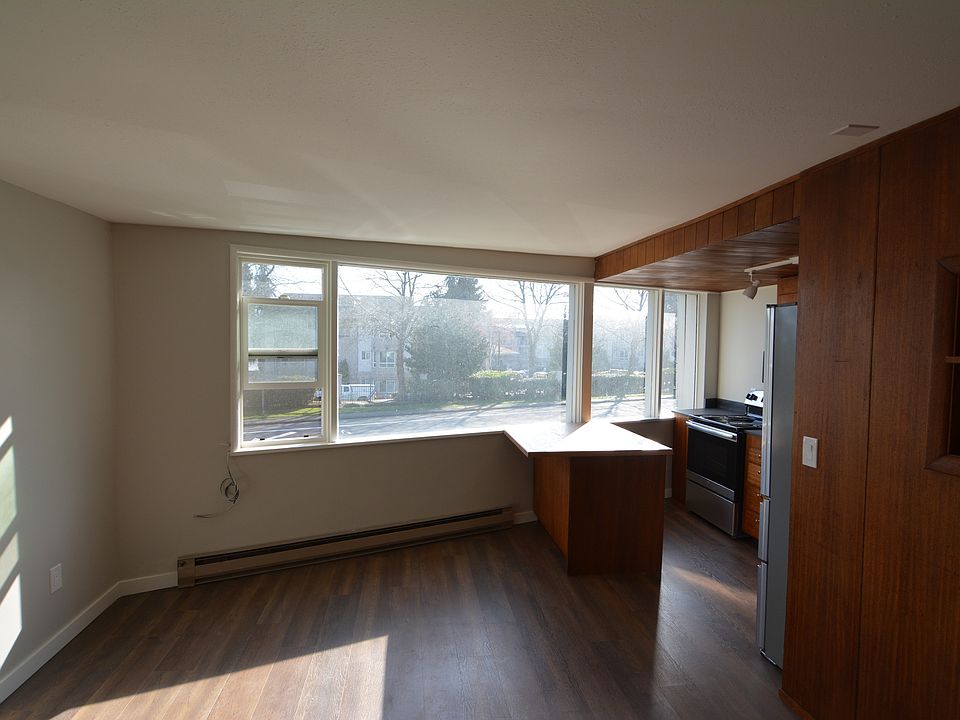 1st image of 11429 Rainier Ave S APT 2