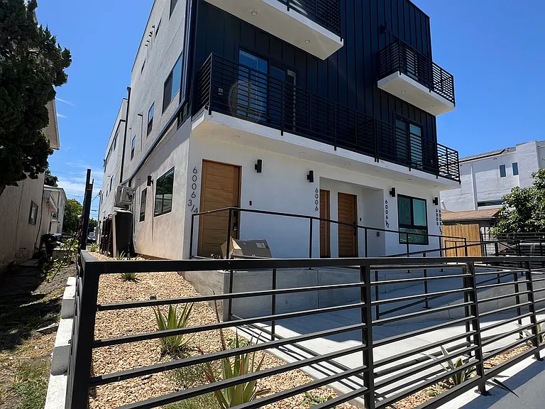 6006 Comey Ave — Photo 34