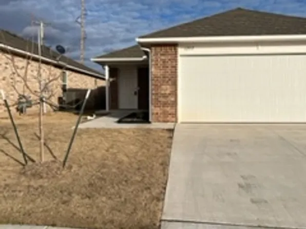 1207 Tortoise Wood Rd, Norman, OK 73071