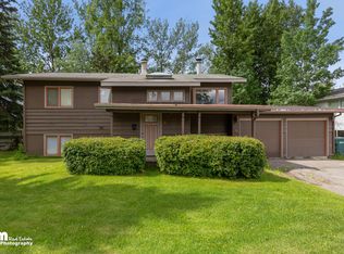 5547 Penn Cir, Anchorage, AK 99504