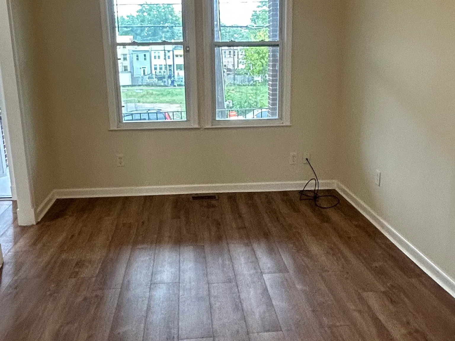 Studio, 1850 sqft, $2,995 — Photo 2